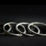 Atelier création d'un duo d'anneaux en argent à Toulouse (31)