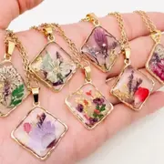 Atelier création d'un duo de bijoux en résine à Paris 2ème