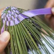 Atelier création d'un fuseau de lavande à la Recyclerie