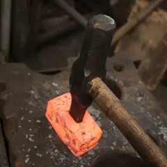 Atelier création d'un marteau à Brissac Loire Aubance (49)