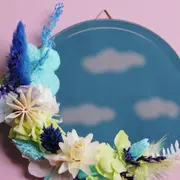 Atelier création d'un miroir en fleurs séchées à Paris 20ème