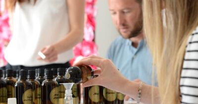 Atelier cr&eacute;ation d'un parfum &agrave; Niort (79)