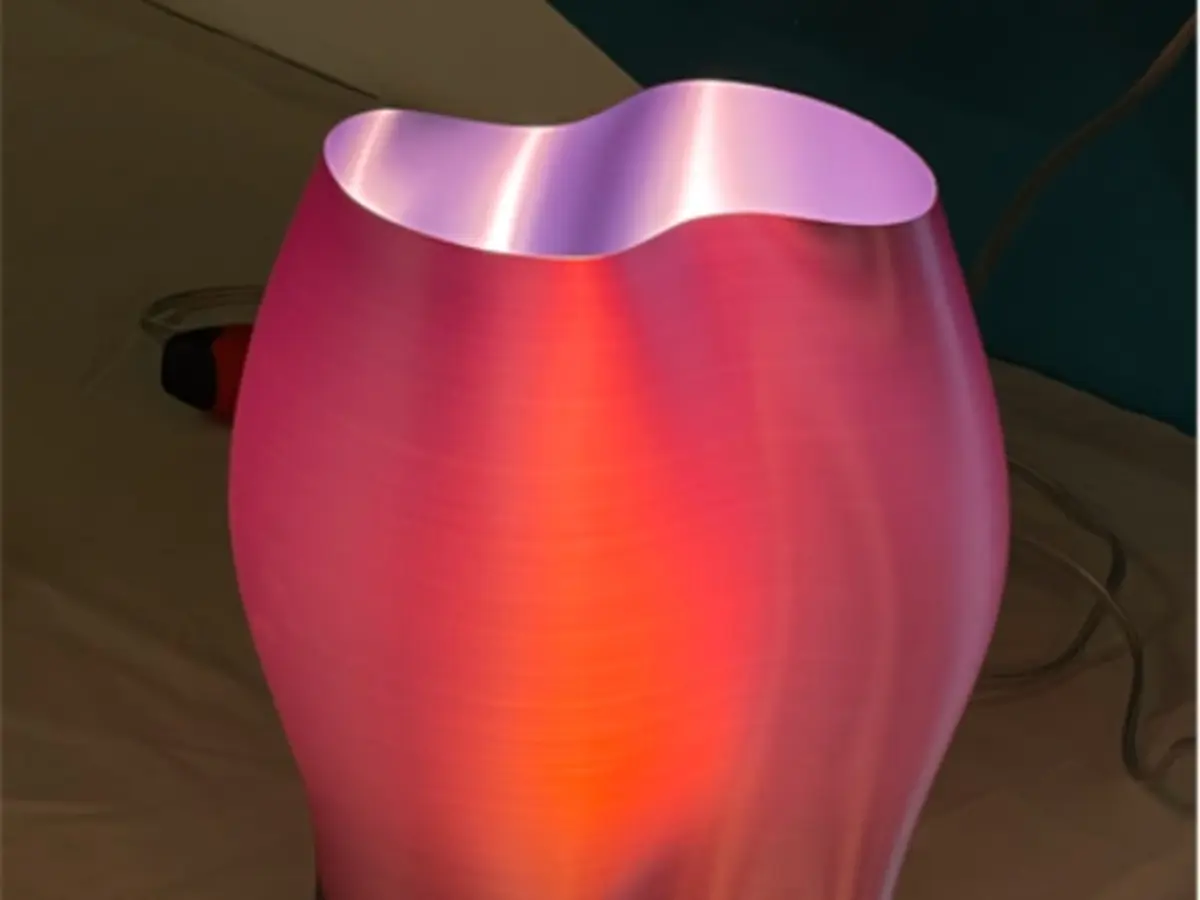 Atelier création d'une lampe design 3D à Paris 19ème