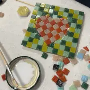 Atelier création d'une mosaïque à Dolus d'Oléron (17)