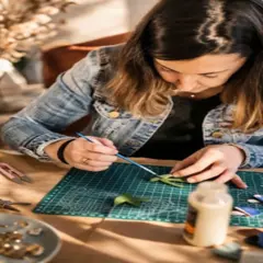 Atelier création de bijoux en cuir upcycling à Graulhet (81)