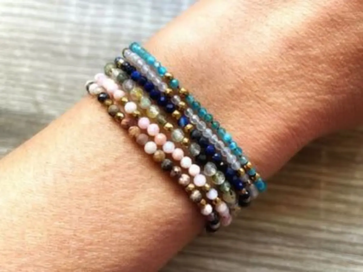 Atelier création de bijoux en pierres naturelles à Paris 15ème