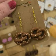 Atelier création de boucles d'oreilles Bretzel à Strasbourg (67)
