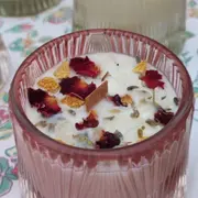 Atelier création de bougie florale à Mirmande (26)