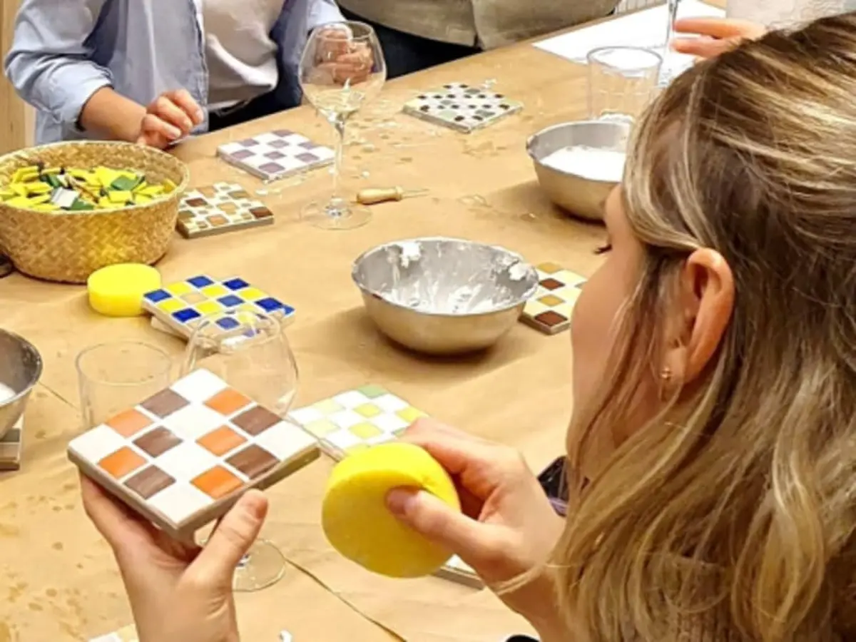 Atelier Création de Dessous de verre en mosaïque à Lyon 4ème