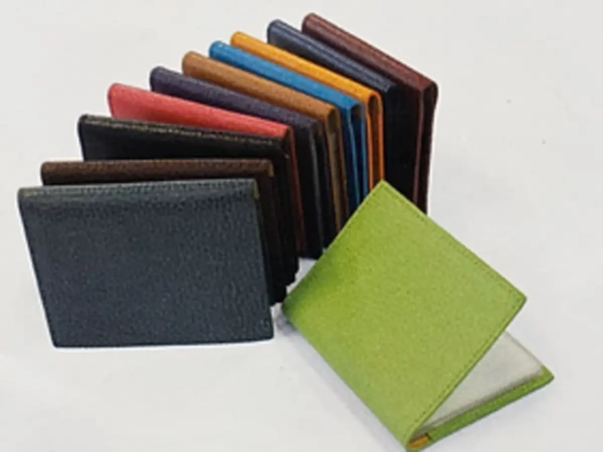 Atelier création de petite maroquinerie à Nassigny (03)