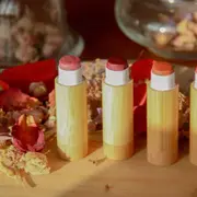 Atelier création de rouge à lèvres à Nantes (44)