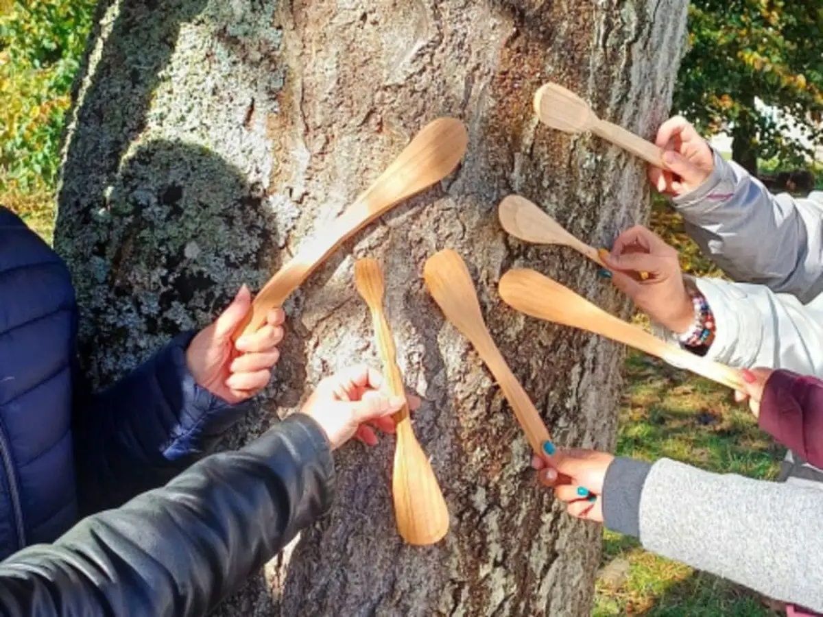 Atelier création de spatule en bois près de Fontainebleau (77)