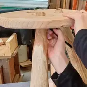 Atelier création de tabouret en bois près de Fontainebleau (77)