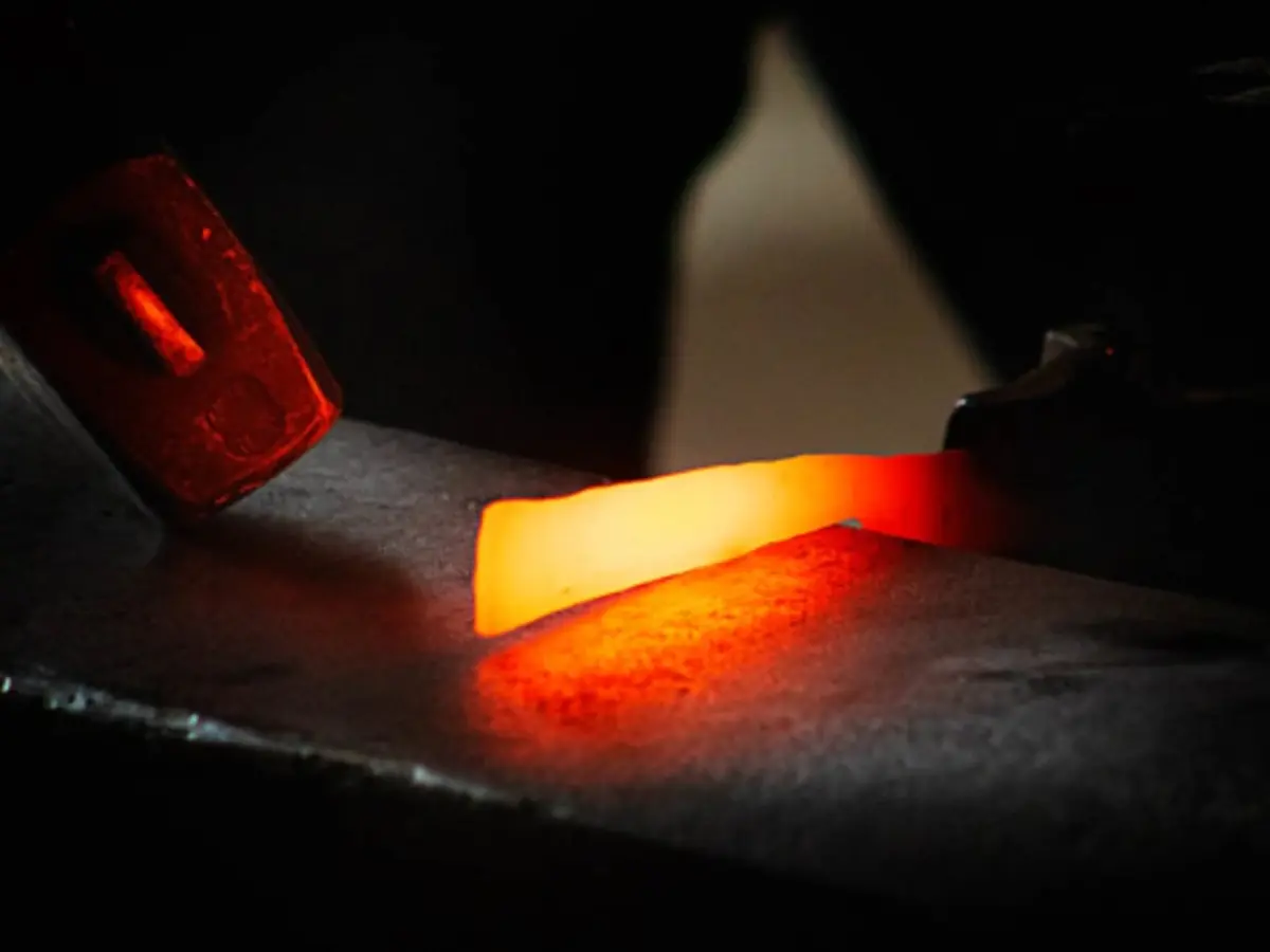 Atelier création de votre couteau droit à Tournefeuille (31)