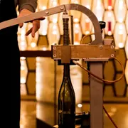 Atelier Créer son propre vin aux Caves du Louvre à Paris