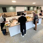 Atelier cuisine chocolat et fruits de saison avec Thomas Fournier à Availles-Limouzine