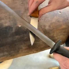 Atelier d'affûtage de couteaux à Saint-Sulpice (53)