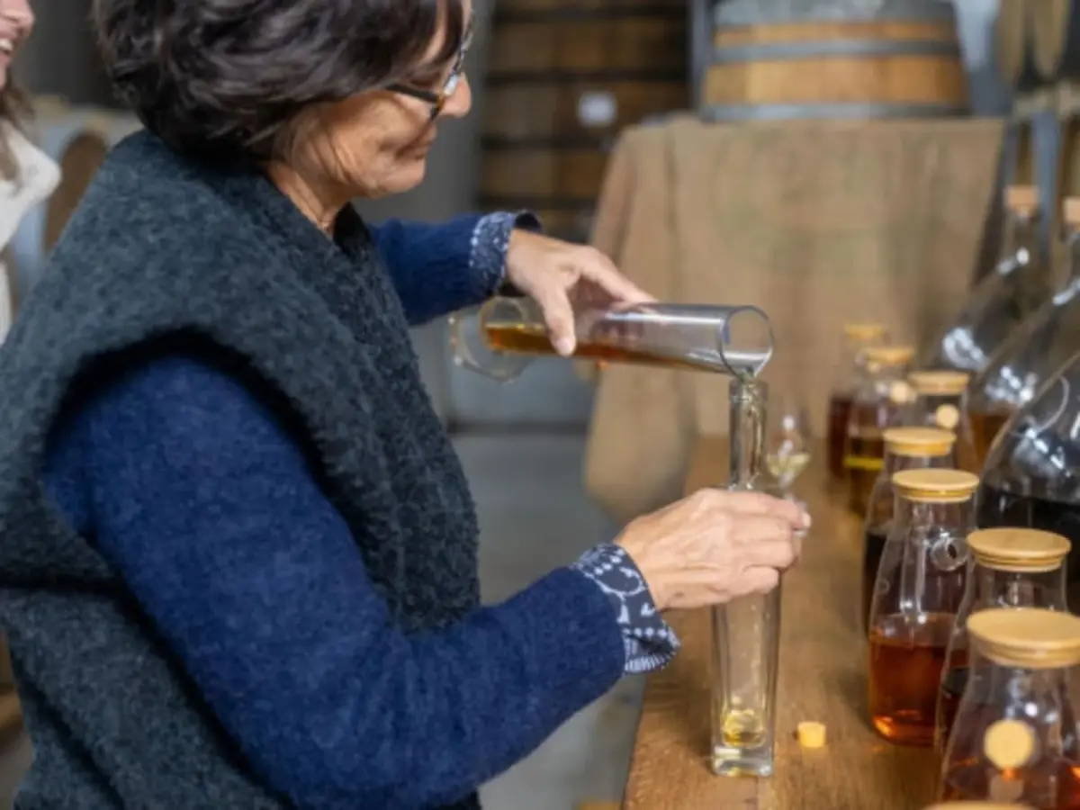 Atelier d'assemblage de cognac à Biron (17)