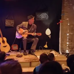 Atelier d'écriture et chant (à la manière de Robert Desnos)