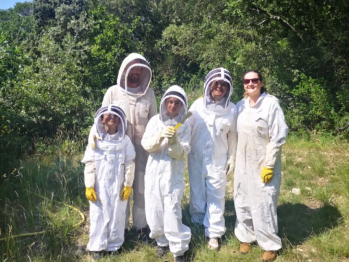 Atelier d'initiation à l'apiculture à Bollène (84)