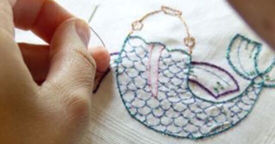 Atelier d'initiation &agrave; la broderie &agrave; l'aiguille &agrave; Mirmande (26)