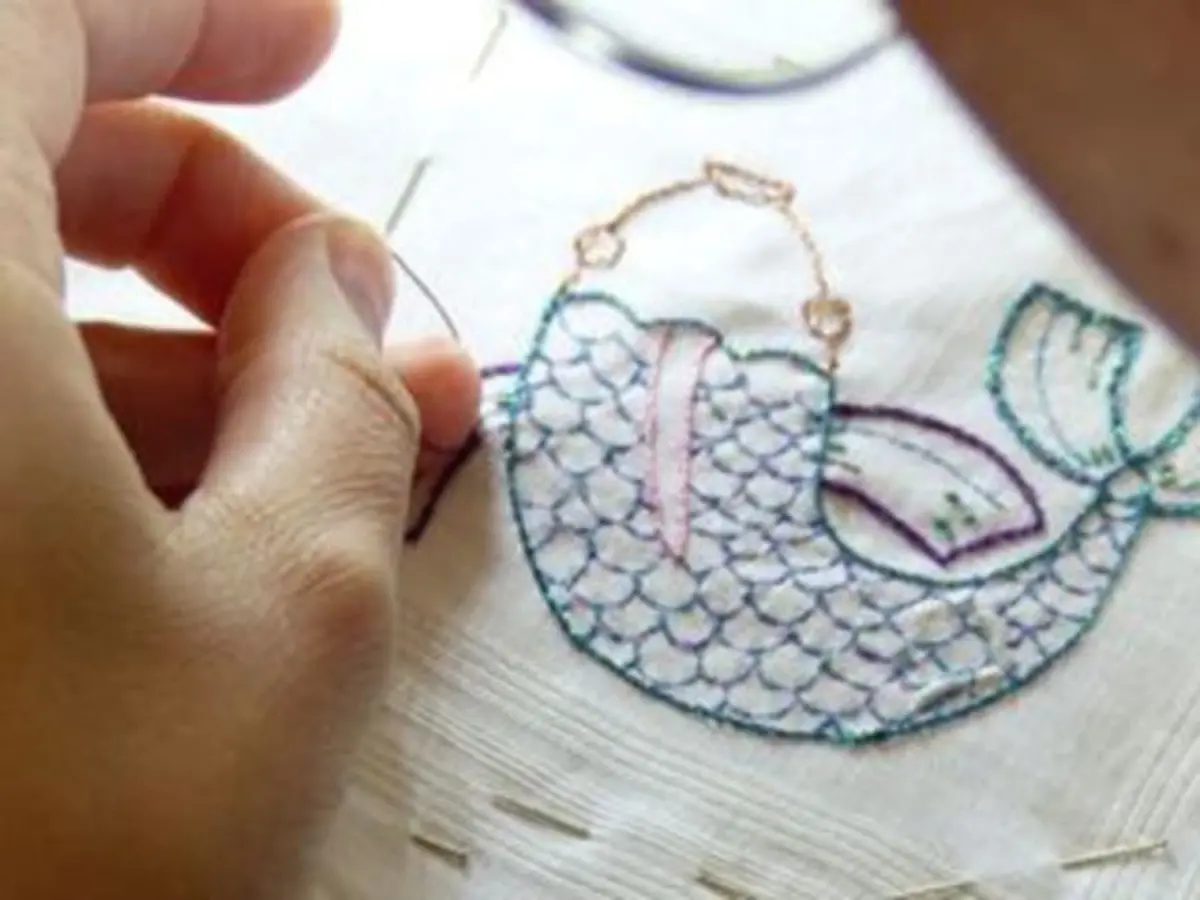 Atelier d'initiation à la broderie à l'aiguille à Mirmande (26)