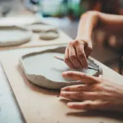 Atelier d'initiation à la poterie céramique à Paris 9ème