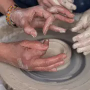 Atelier d'initiation à la poterie technique Raku à Brest (29)
