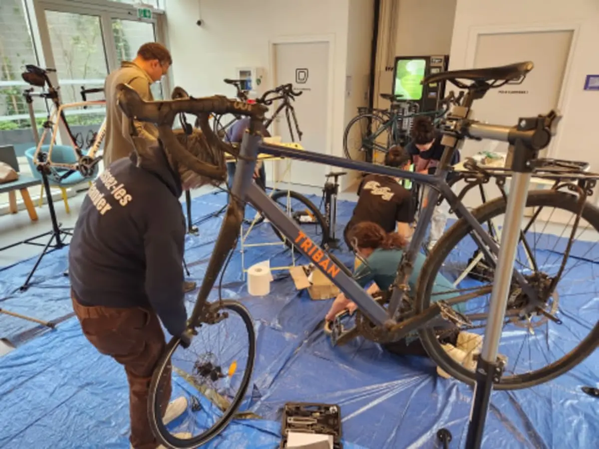 Atelier d’initiation à la réparation de vélo à Paris 13ème