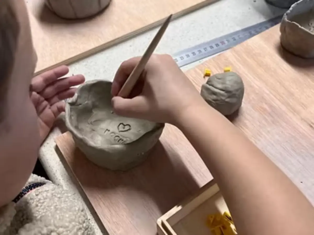 Atelier d'initiation au modelage parent/enfant à Chambon (17)