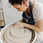 Atelier d'initiation au tournage céramique à Montpellier (34)