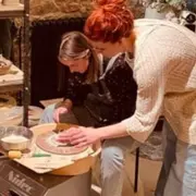 Atelier d'initiation au tournage en céramique à Riquewihr (68)