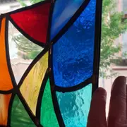 Atelier d’initiation au vitrail traditionnel à Villecomtal (12)