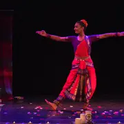 Atelier de danse Indienne au centre culturel JP Fabrègue
