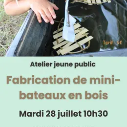 Atelier de fabrication de mini-bateaux en bois