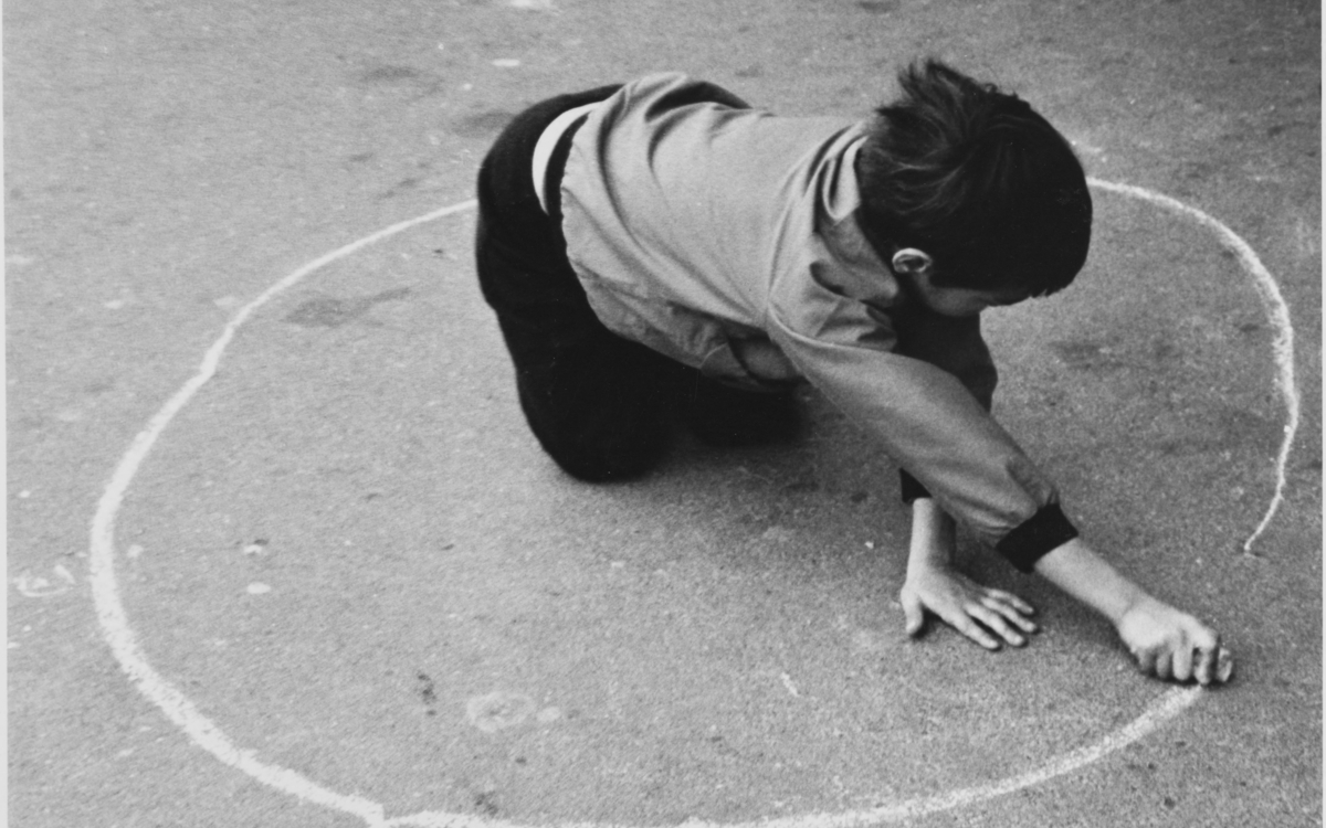 VISUEL CERCLE DE CRAIE CAUCASIEN