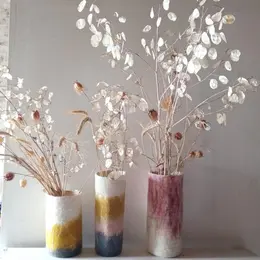 Atelier de laine feutrée : le vase
