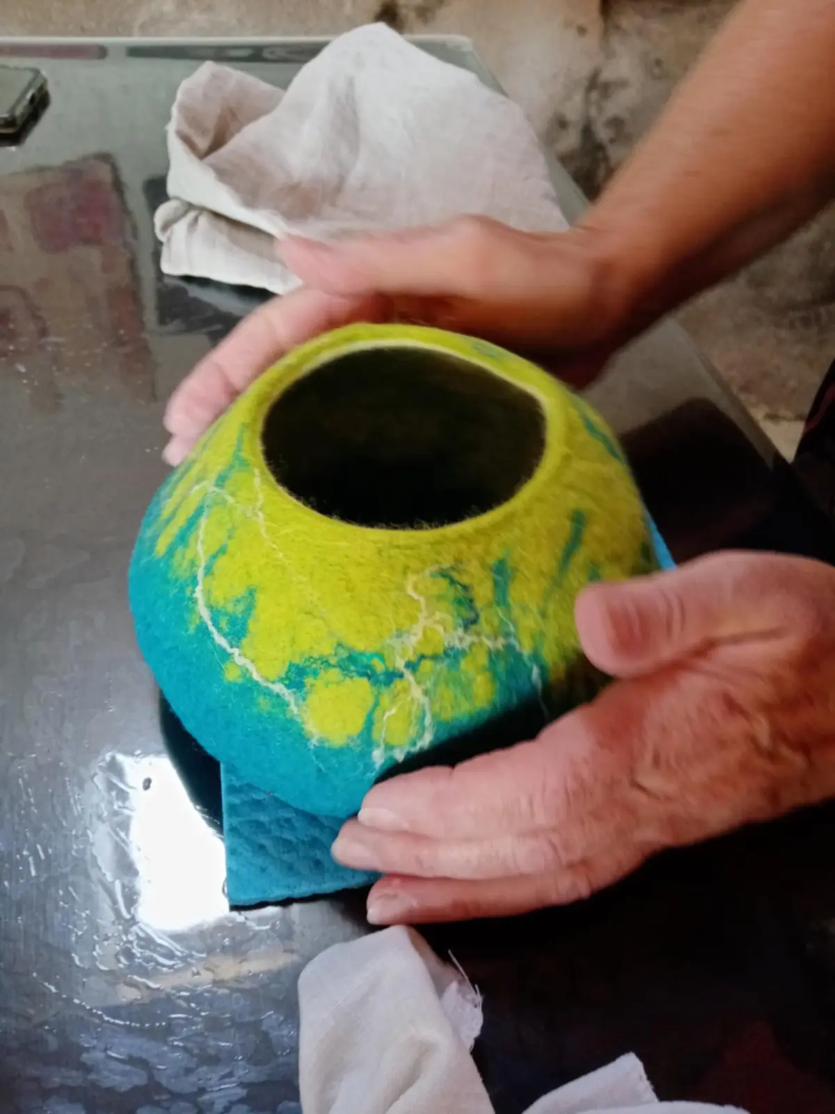 Atelier de laine feutrée : le vide-poches