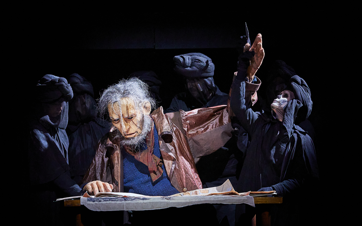 Atelier de manipulations de marionnettes par la compagnie Plexus Polaire