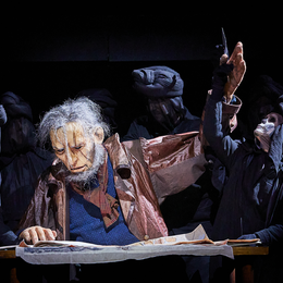 Atelier de manipulations de marionnettes par la compagnie Plexus Polaire