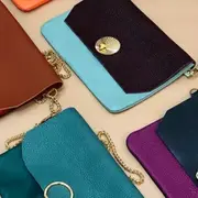 Atelier de maroquinerie pochette à Bordeaux (33)