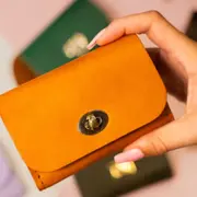 Atelier de maroquinerie porte-monnaie à Paris 14ème