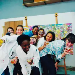Atelier de peinture libre avec matériel et café inclus