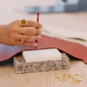 Atelier de petite maroquinerie à Paris 2ème