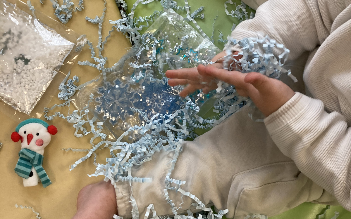 Atelier de pratique artistique parents-enfants avec l’association Où l'heure est peinte