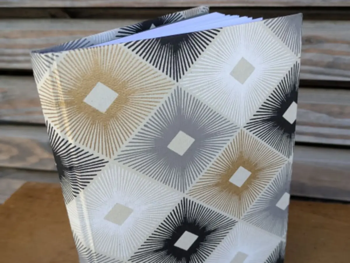 Atelier de reliure cousue-collée à Rennes (35)