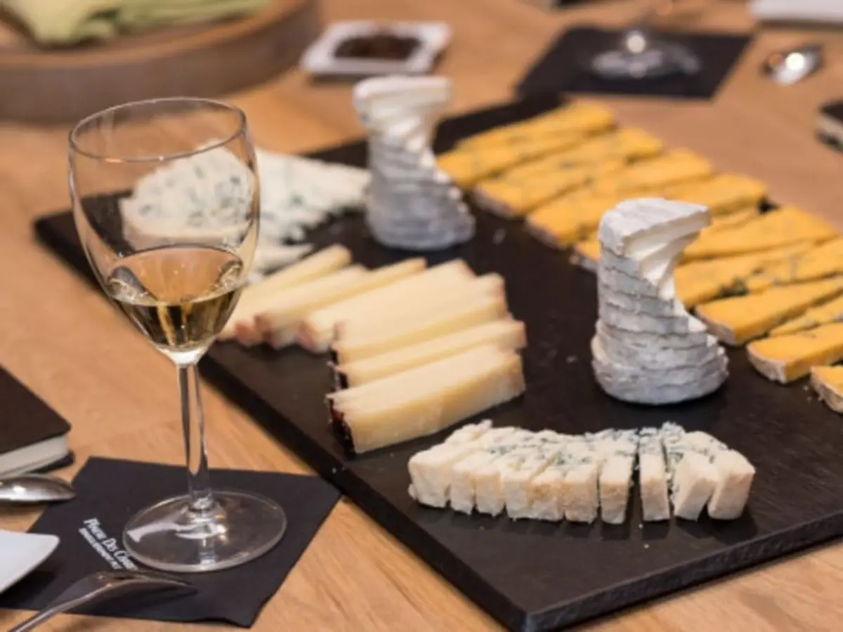 Atelier Découverte : Dégustation fromages & vins Paris 4ème