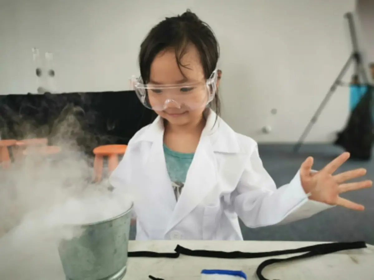 Atelier découvertes & expériences scientifiques 18 mois-10 ans à Rosny-sous-Bois (93)