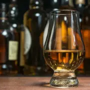 Atelier dégustation de whisky collector à Saint-Pavace (72)