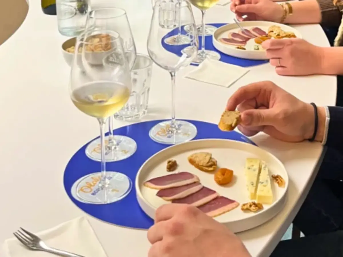 Atelier dégustation vins de Bordeaux avec accords mets raffinés